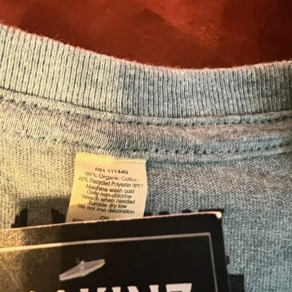 Akinz Hand-Printed Octopus & Ship‎ Design T-Shirt Gray Crew Neck organic tee - Picture 7 of 8